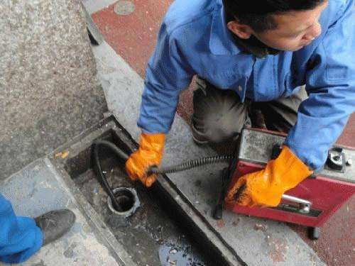 建华疏通下水道