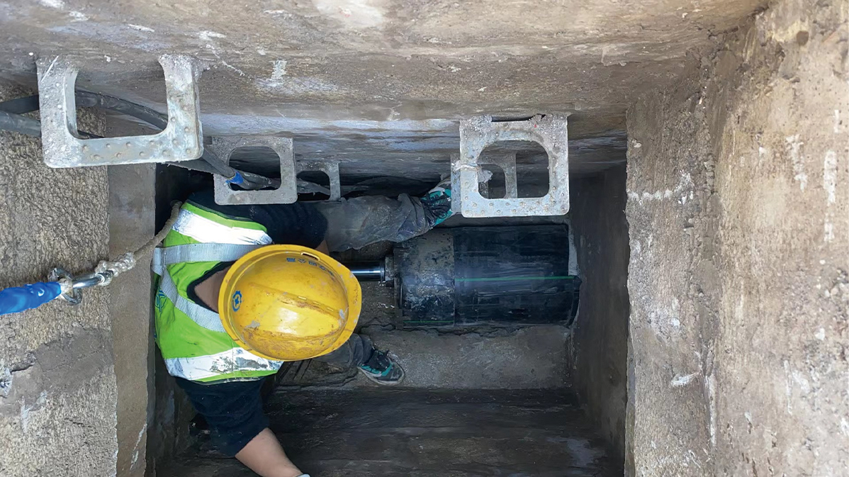 建华HDPE短管内衬法